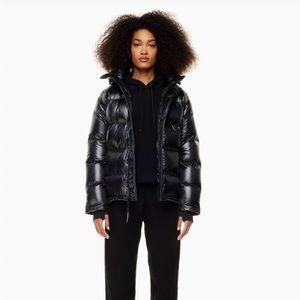 Aritzia Super Puff Jacket